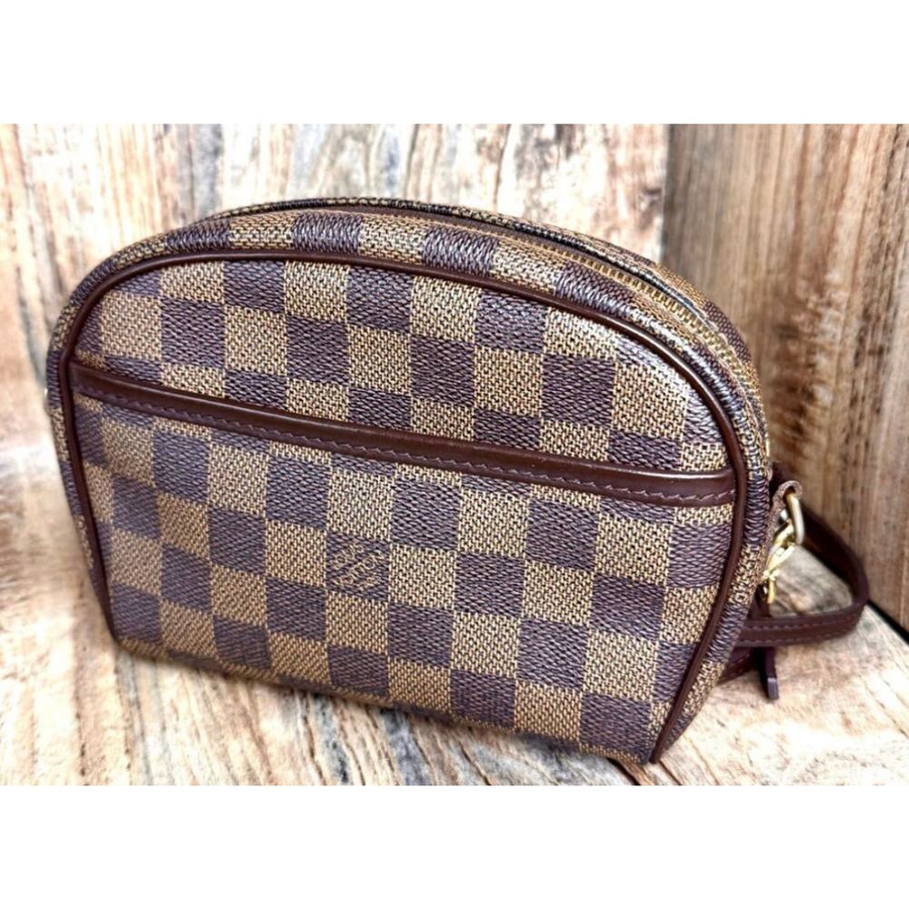 EUC- LOUIS VUITTON DAMIER IPANEMA SHOULDER BAG